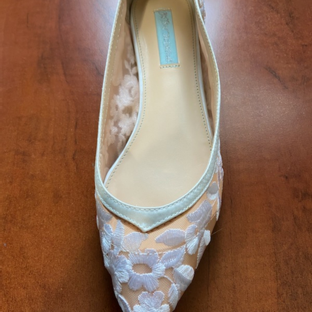 New Lace Wedding Flats